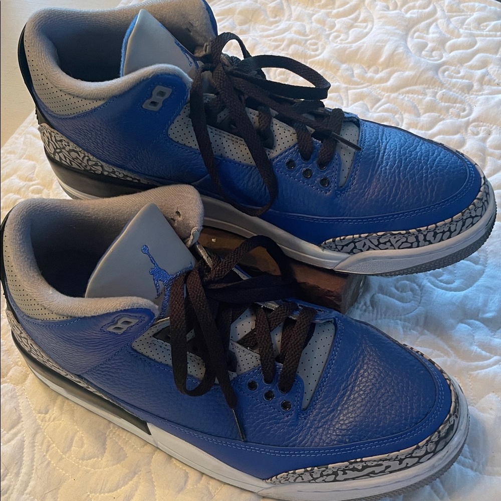 Nike Air Jordan 3 Retro Varsity Royal Blue Cement Athletic Shoes